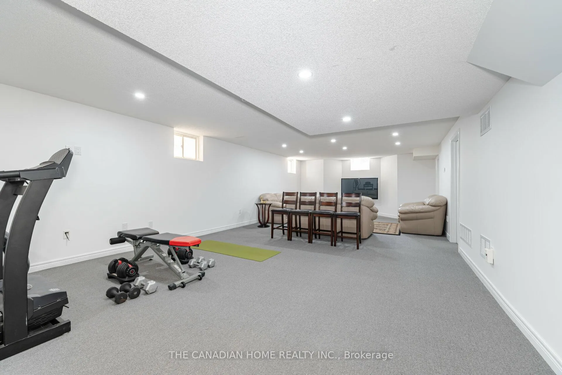 Photo 34 of 112 Muret Crescent, Vaughan, Patterson — HOMEH