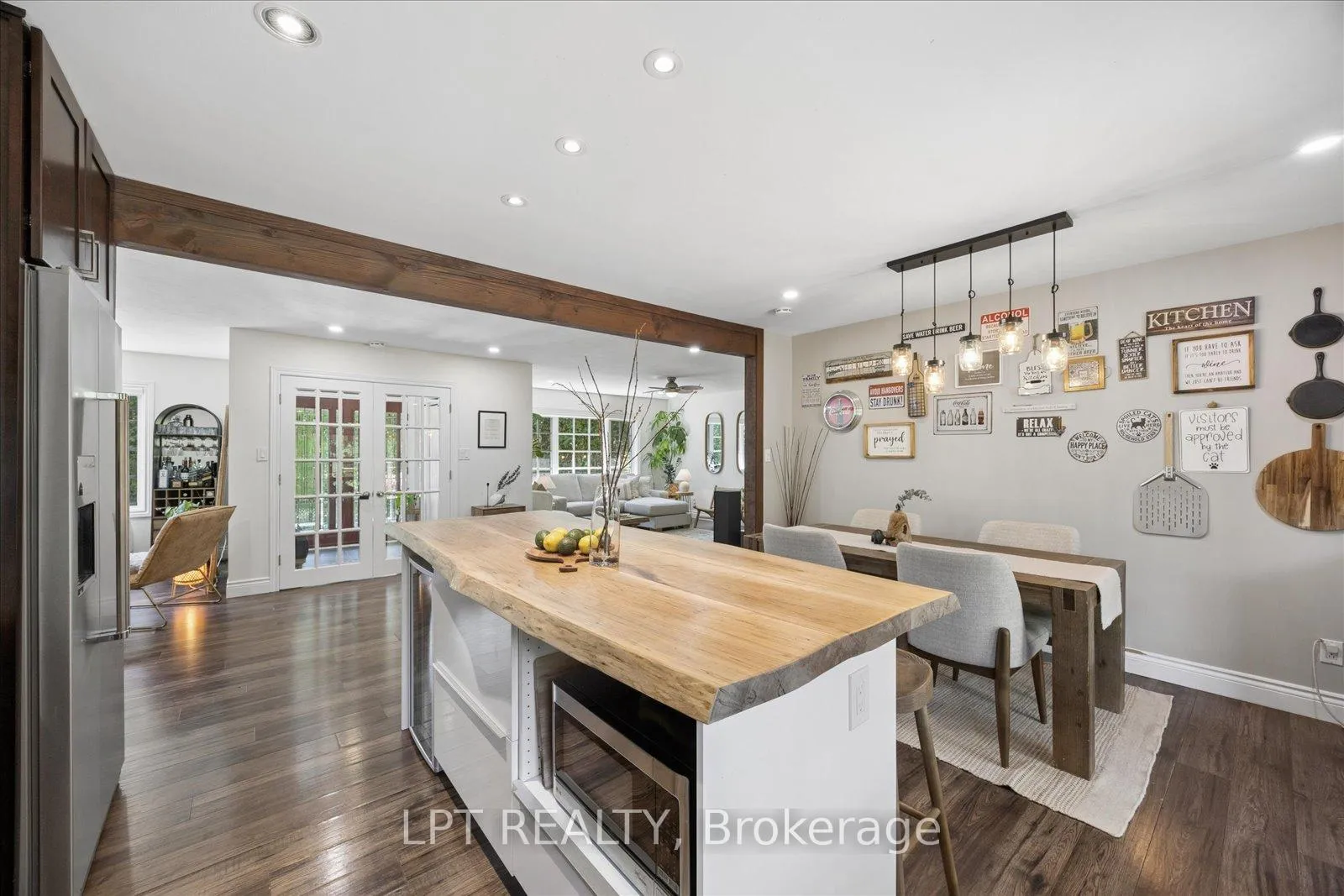 Photo 13 of 22 Louisa Street E, Georgina, Sutton & Jackson's Point — HOMEH