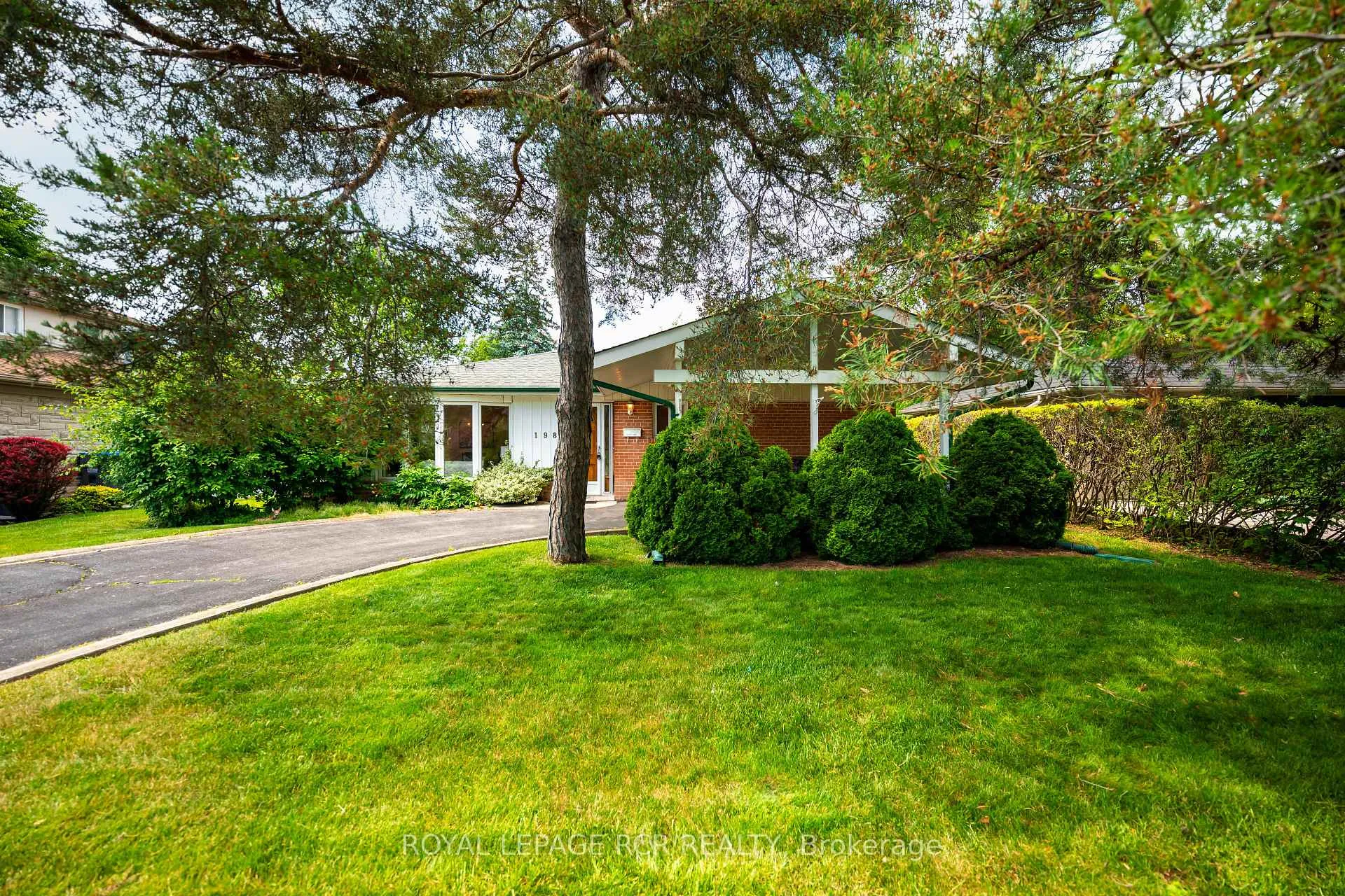 Photo 1 of 198 Bartley Bull Parkway, Brampton, Brampton East — HOMEH