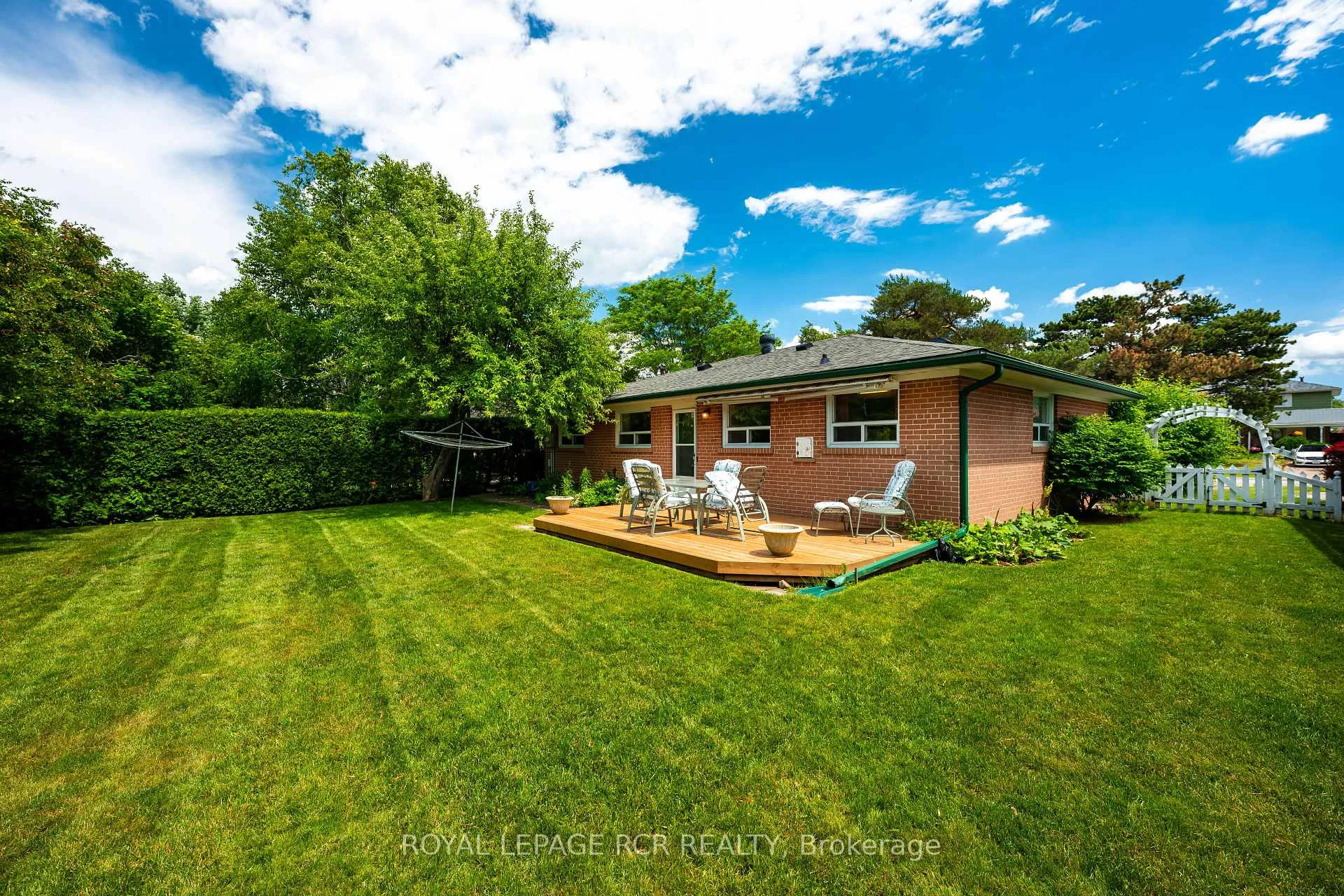 Photo 3 of 198 Bartley Bull Parkway, Brampton, Brampton East — HOMEH