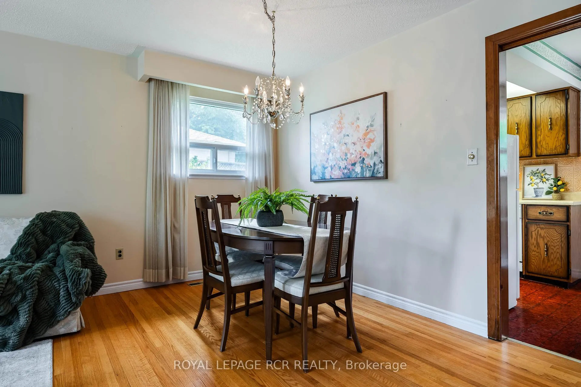 Photo 12 of 198 Bartley Bull Parkway, Brampton, Brampton East — HOMEH