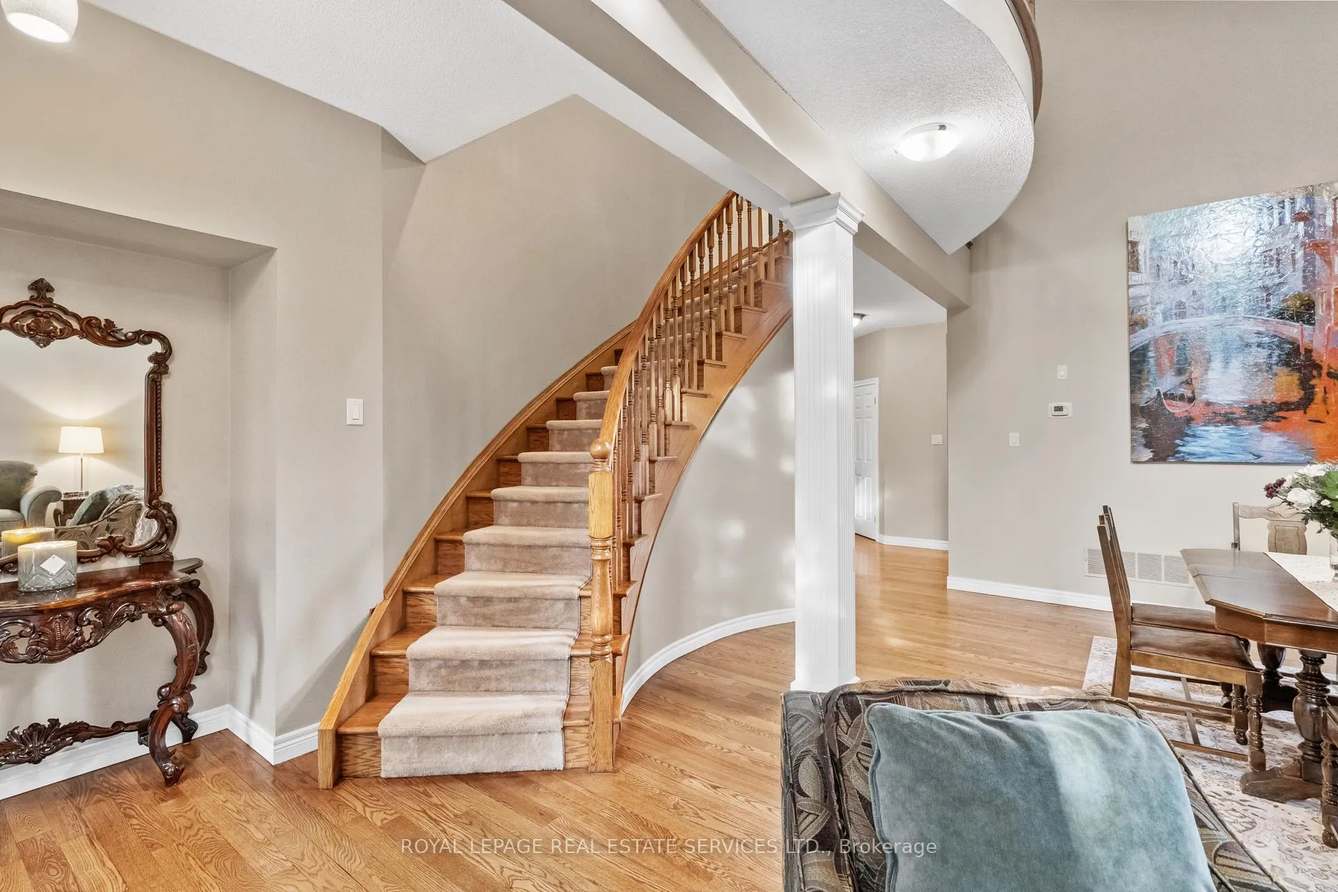 Photo 17 of 2045 Rosemount Crescent, Oakville, Westmount — HOMEH