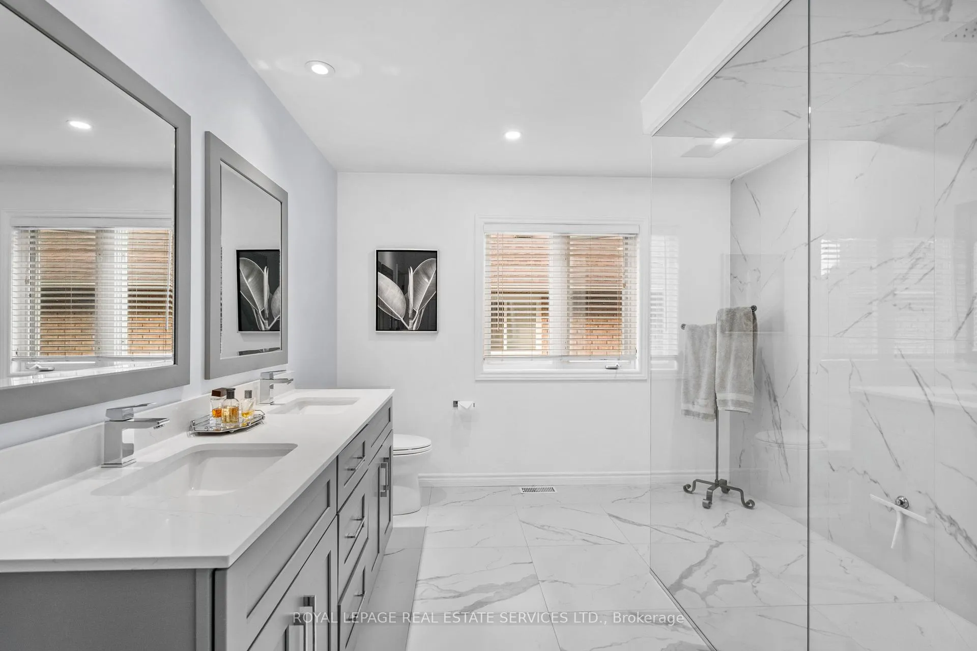 Photo 22 of 2045 Rosemount Crescent, Oakville, Westmount — HOMEH