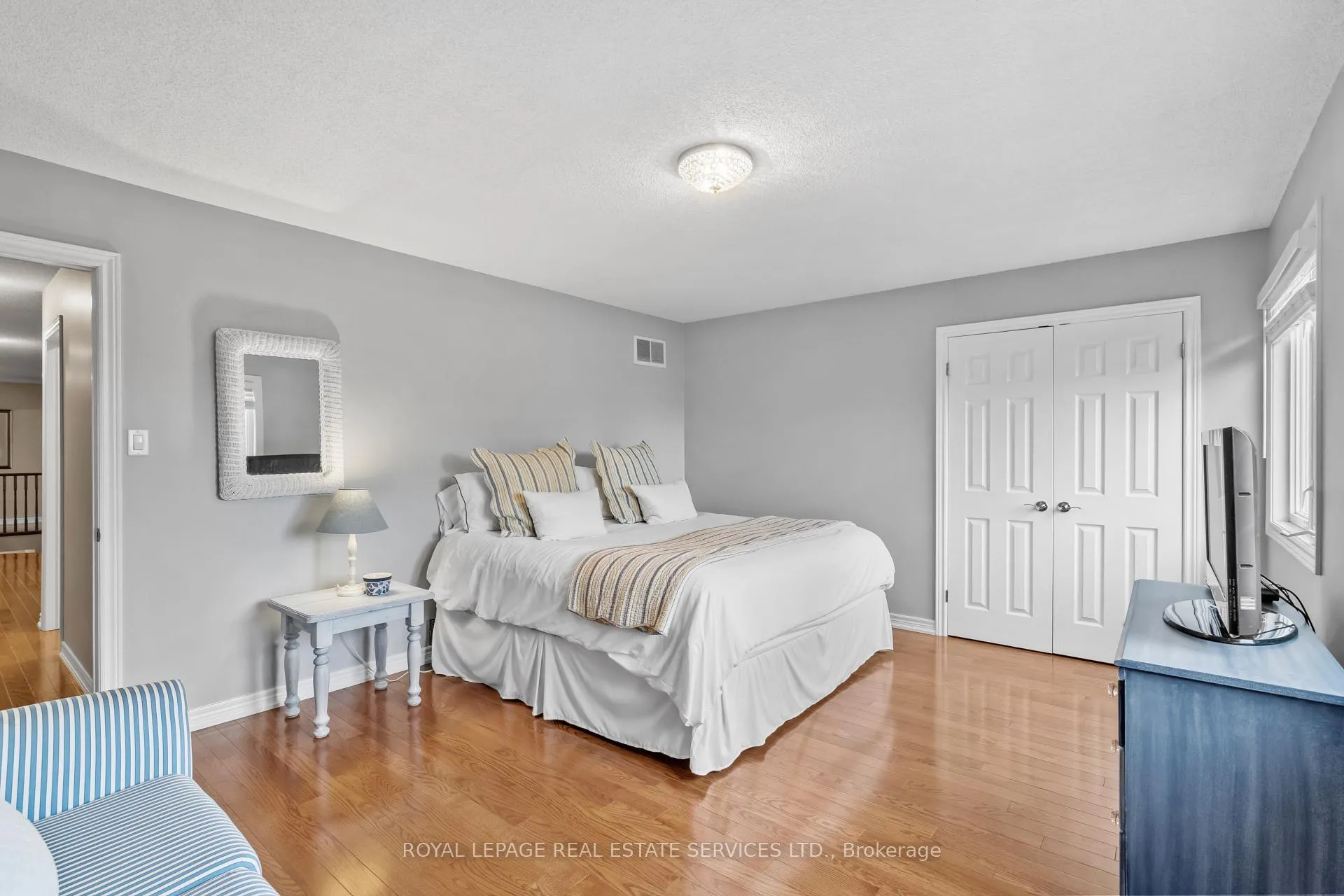 Photo 33 of 2045 Rosemount Crescent, Oakville, Westmount — HOMEH