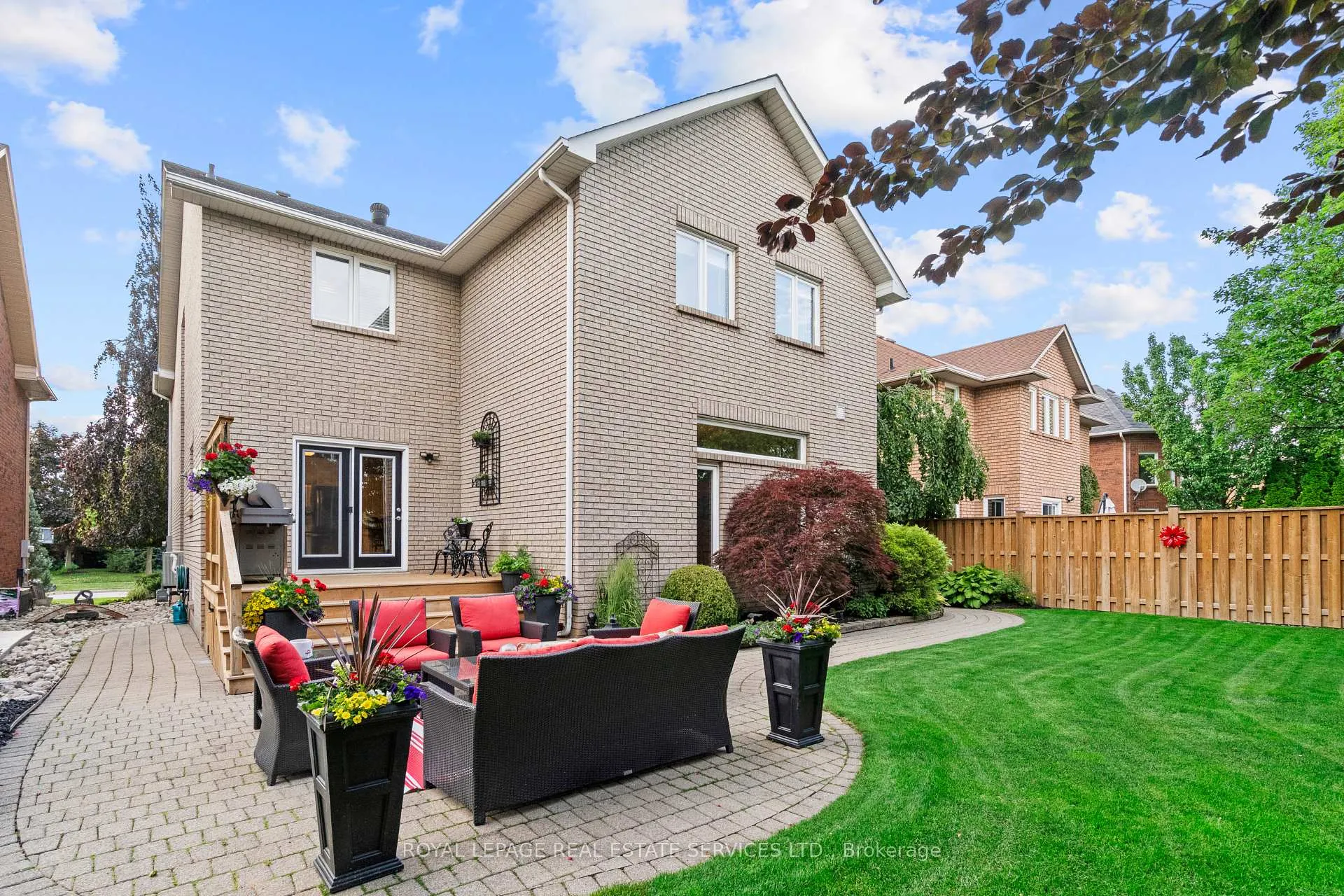 Photo 45 of 2045 Rosemount Crescent, Oakville, Westmount — HOMEH
