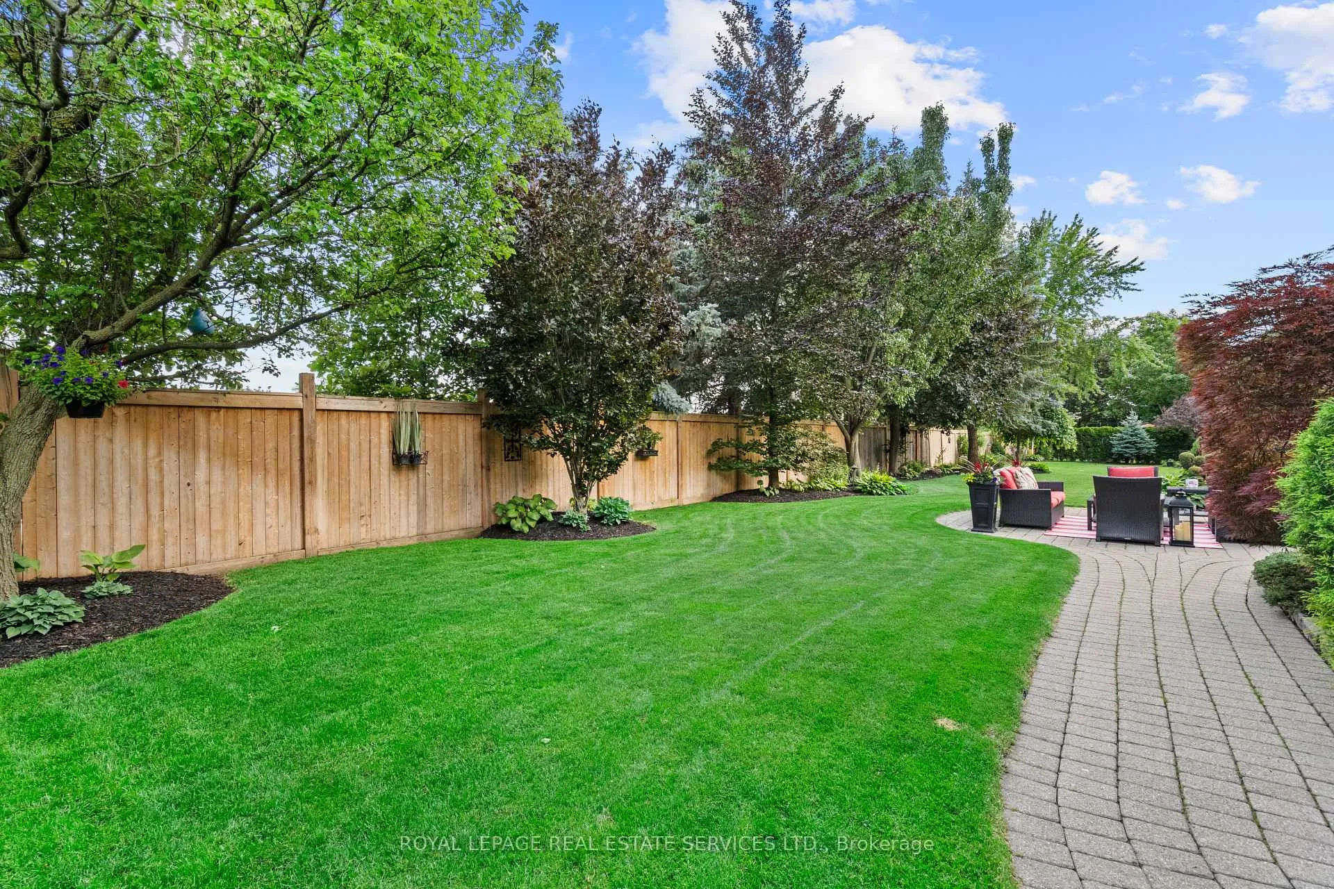 Photo 46 of 2045 Rosemount Crescent, Oakville, Westmount — HOMEH