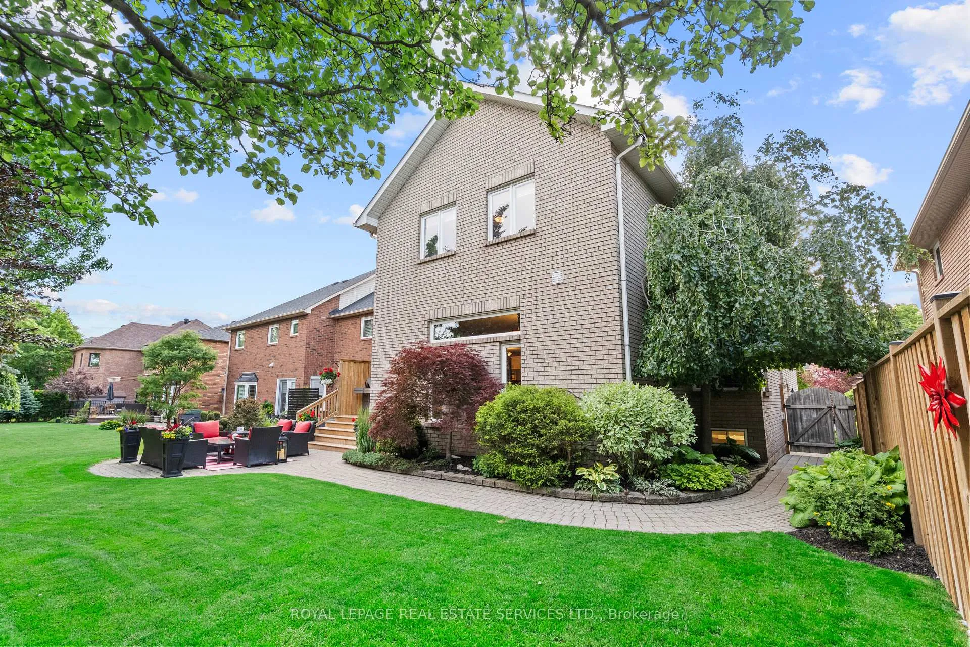 Photo 47 of 2045 Rosemount Crescent, Oakville, Westmount — HOMEH