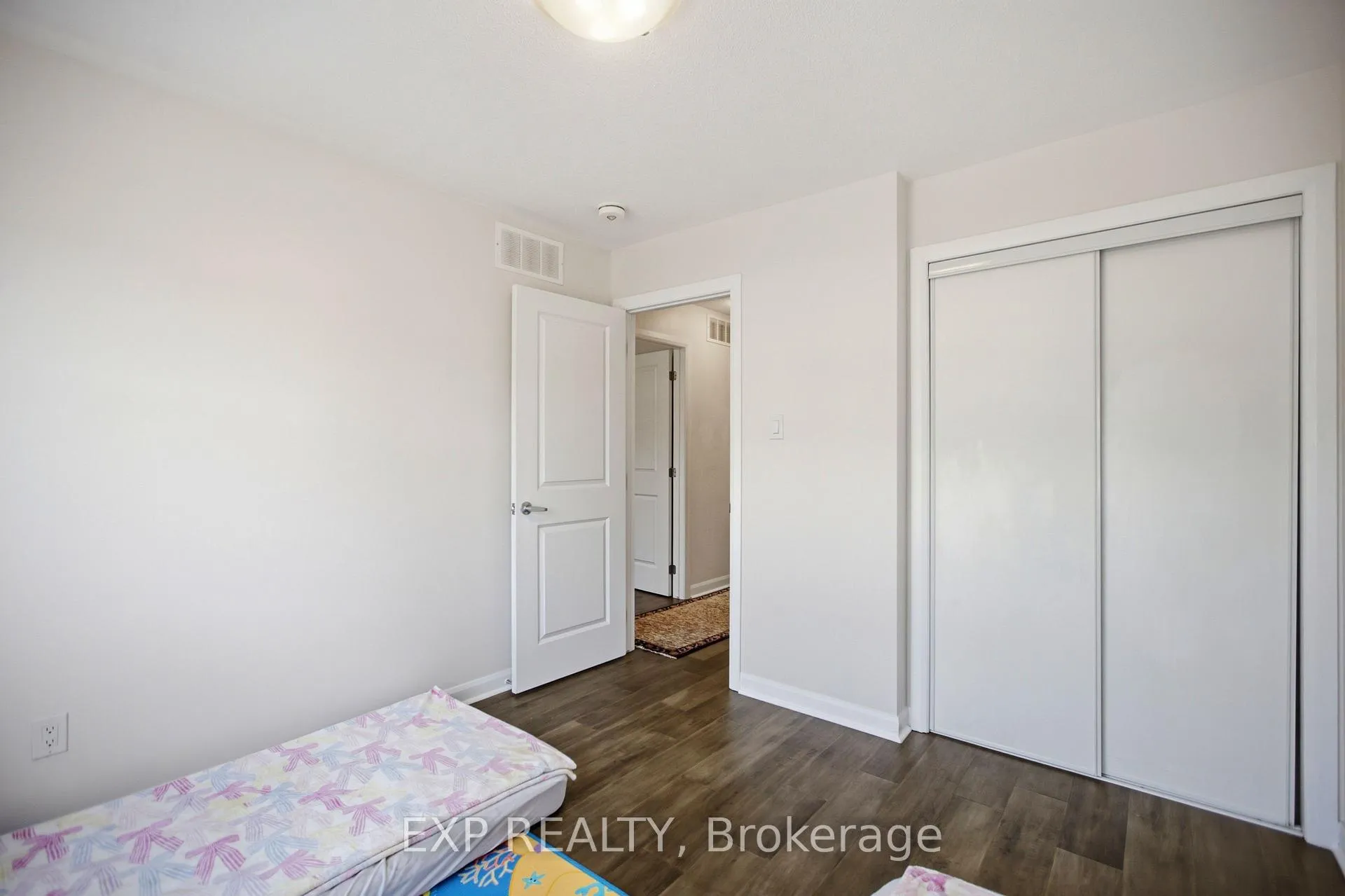 Photo 21 of 107 Teelin Circle, Ottawa, Barrhaven - Half Moon Bay — HOMEH