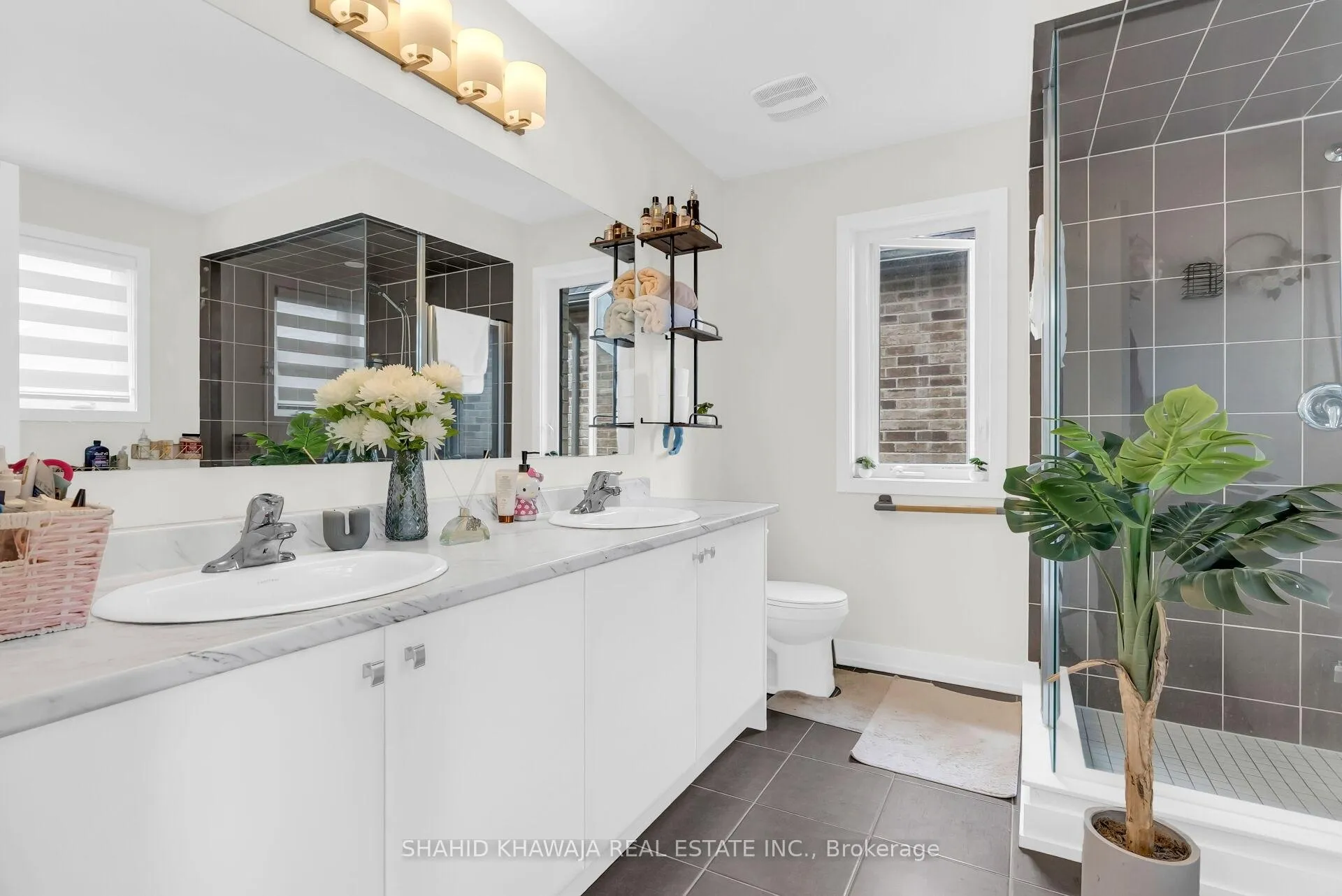 Photo 25 of 641 Leatherleaf Landing, Milton, Cobban — HOMEH