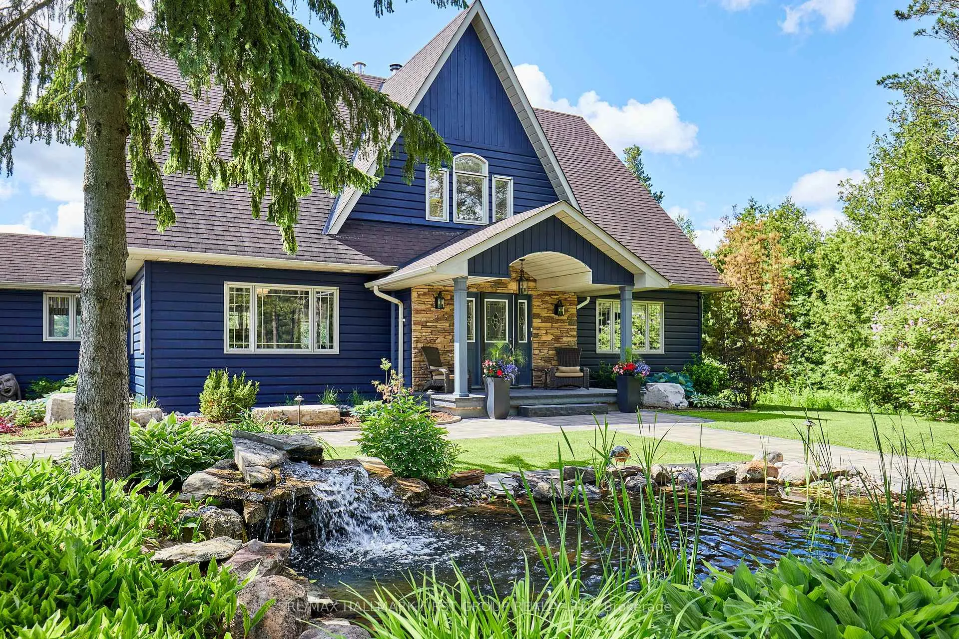 Photo 6 of 7475 Garrard Road, Whitby, Rural Whitby — HOMEH