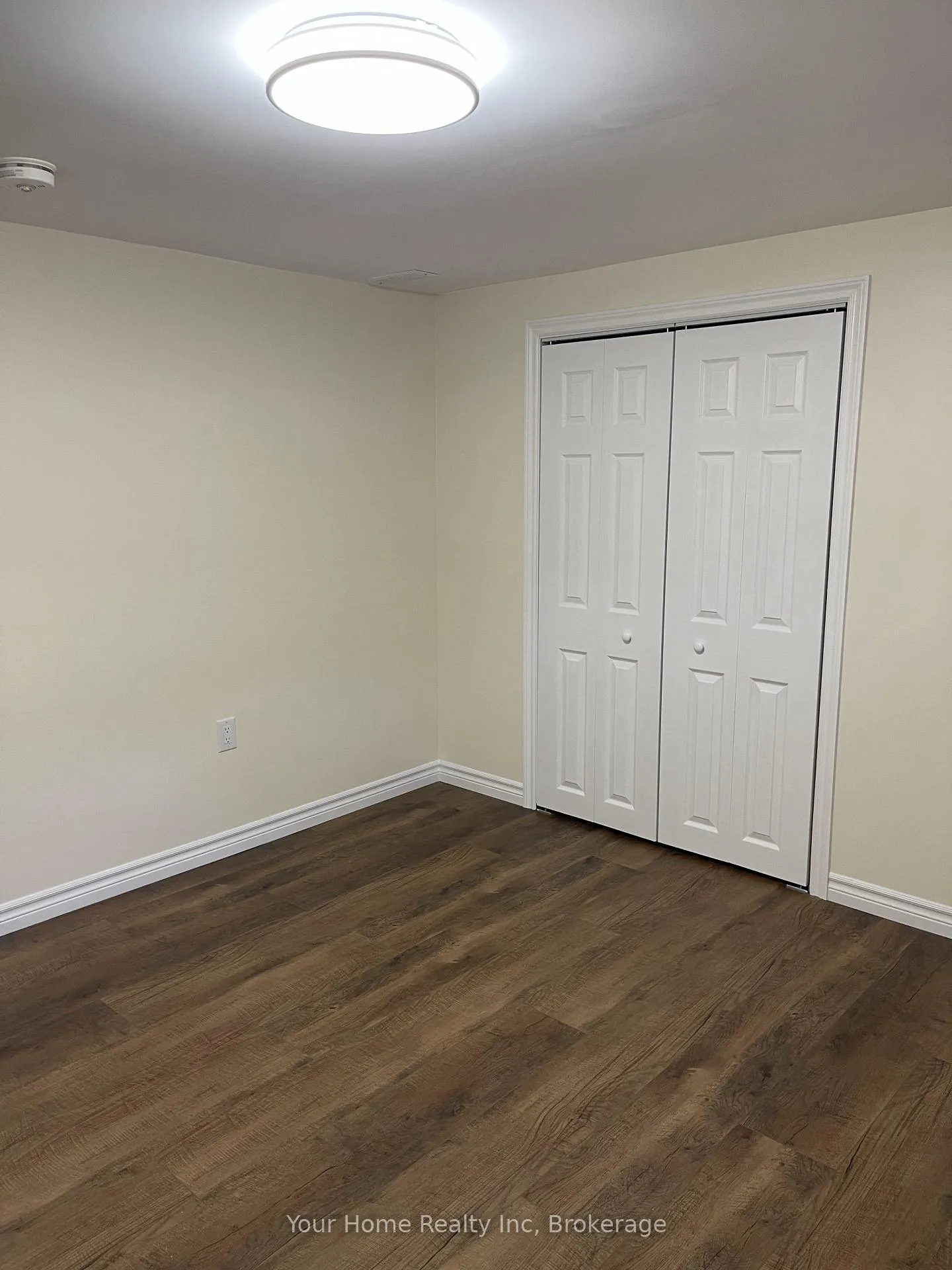 Photo 6 of Unit Basement, 37 Rutherford Drive E, Kitchener, Stanley Park — HOMEH
