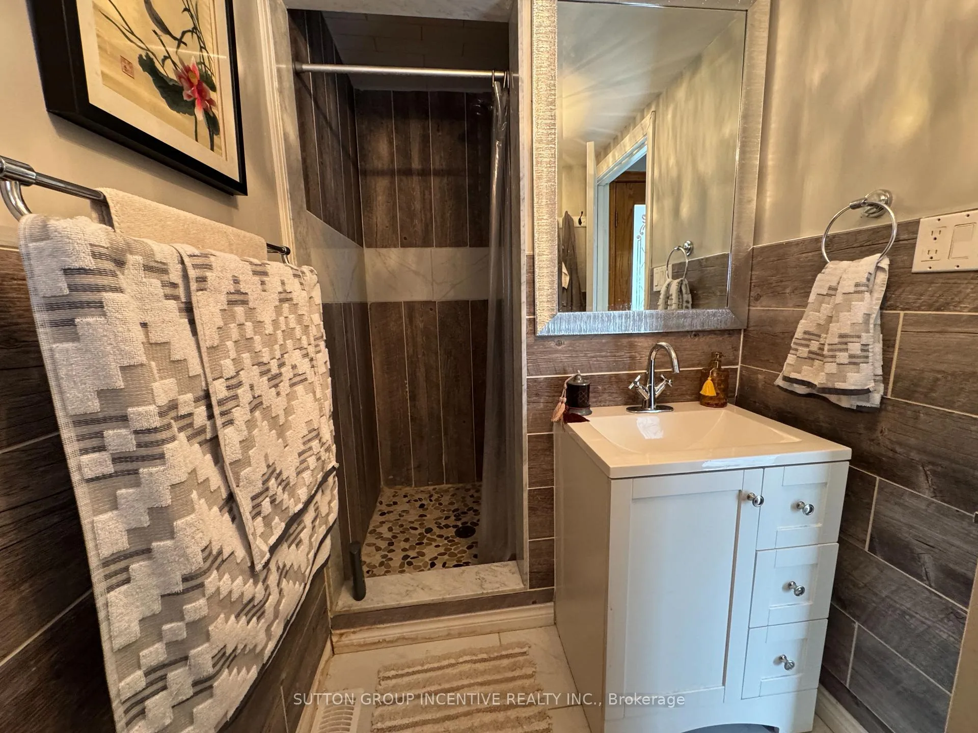 Photo 31 of 10 Celestine Court, Tiny, Rural Tiny — HOMEH