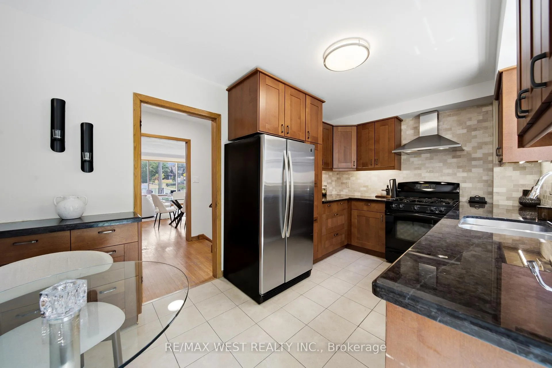 Photo 9 of 167 Tyrrel Avenue, Toronto, Wychwood — HOMEH
