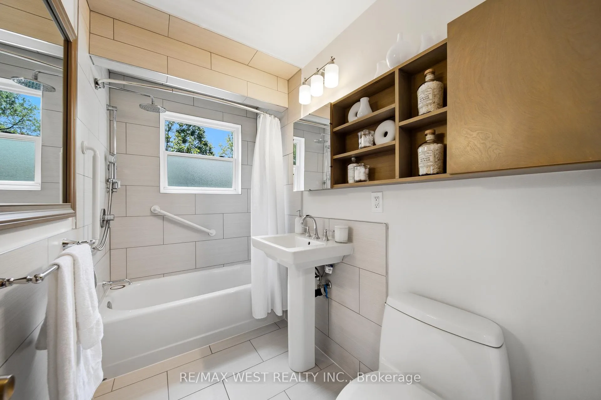 Photo 12 of 167 Tyrrel Avenue, Toronto, Wychwood — HOMEH