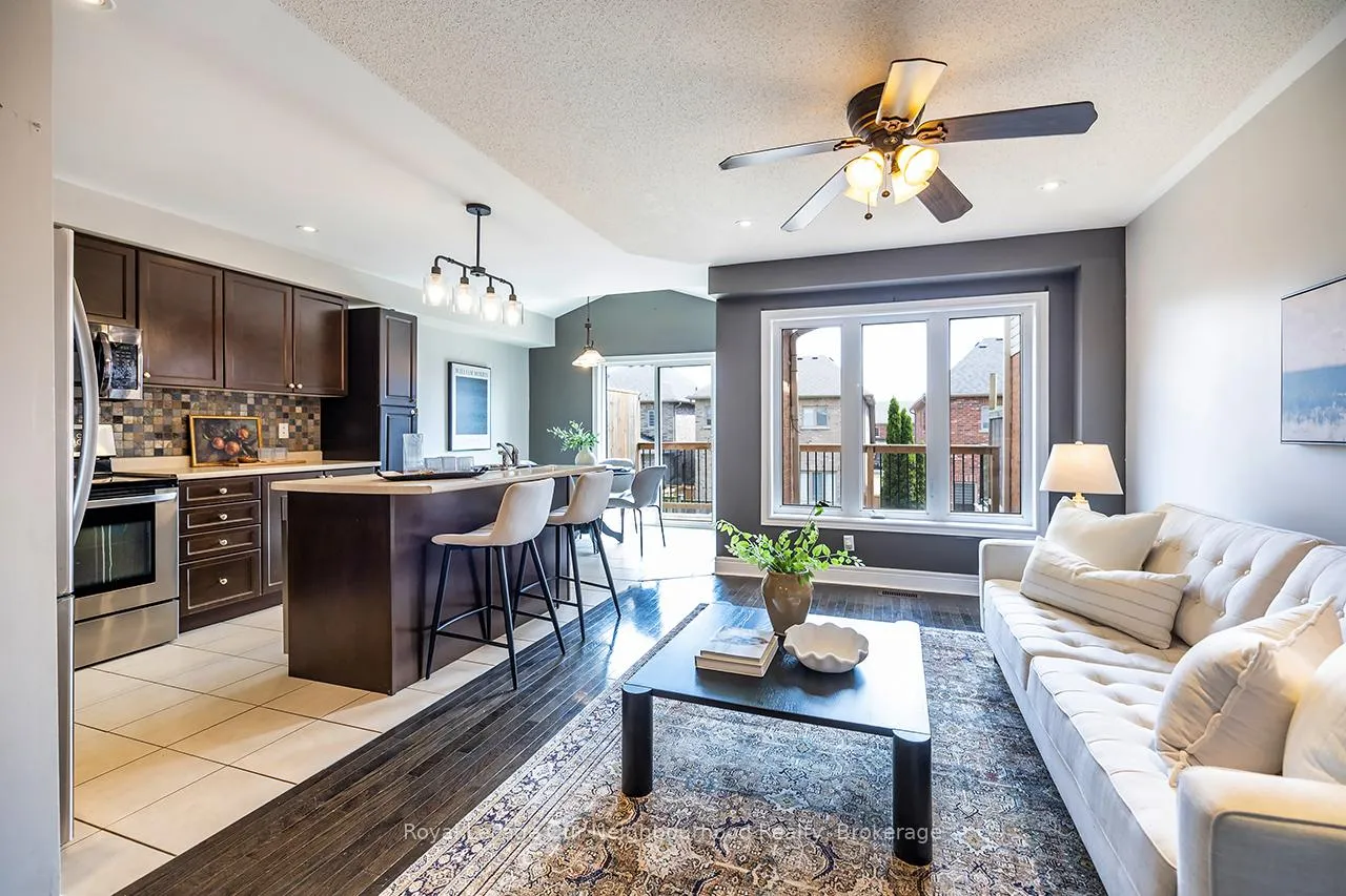 Photo 6 of 53 Kersey Crescent, Clarington, Courtice — HOMEH