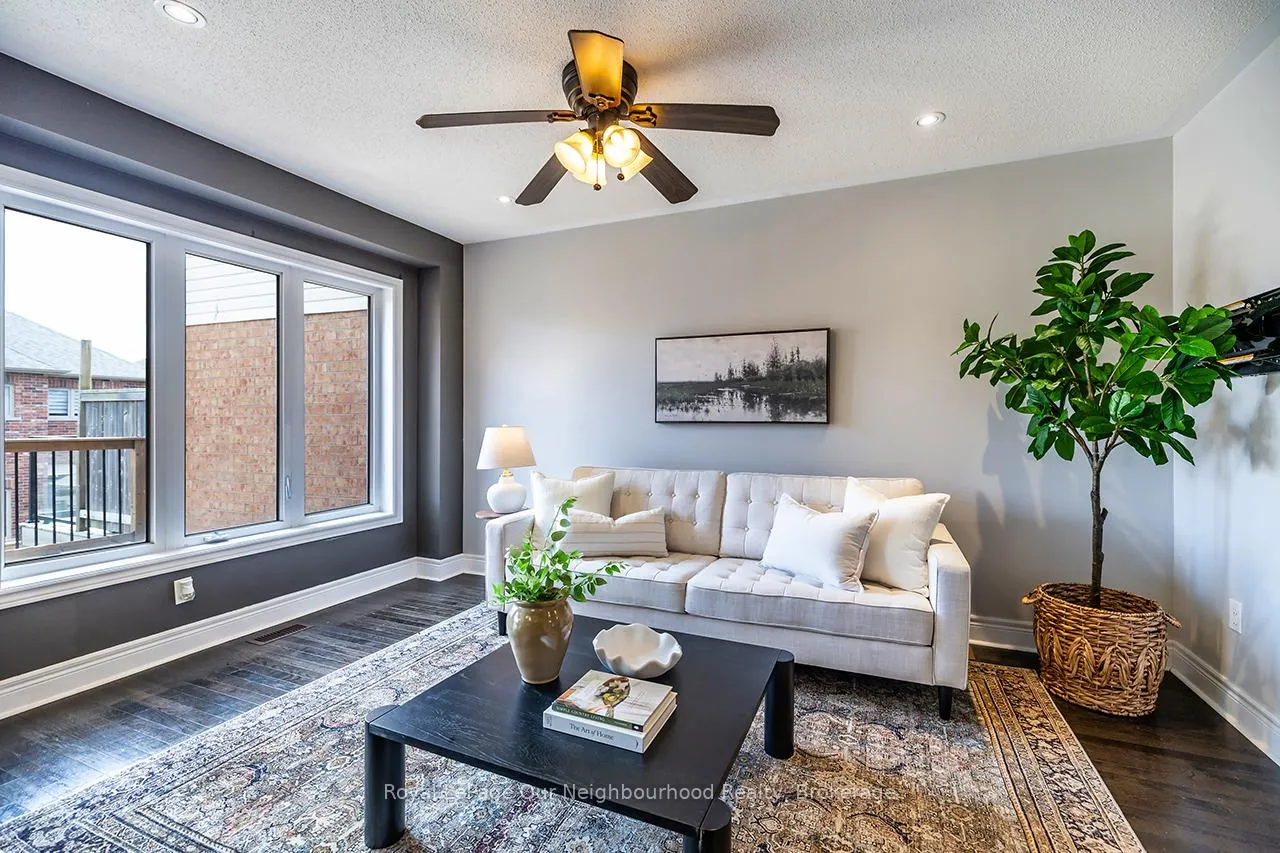 Photo 9 of 53 Kersey Crescent, Clarington, Courtice — HOMEH