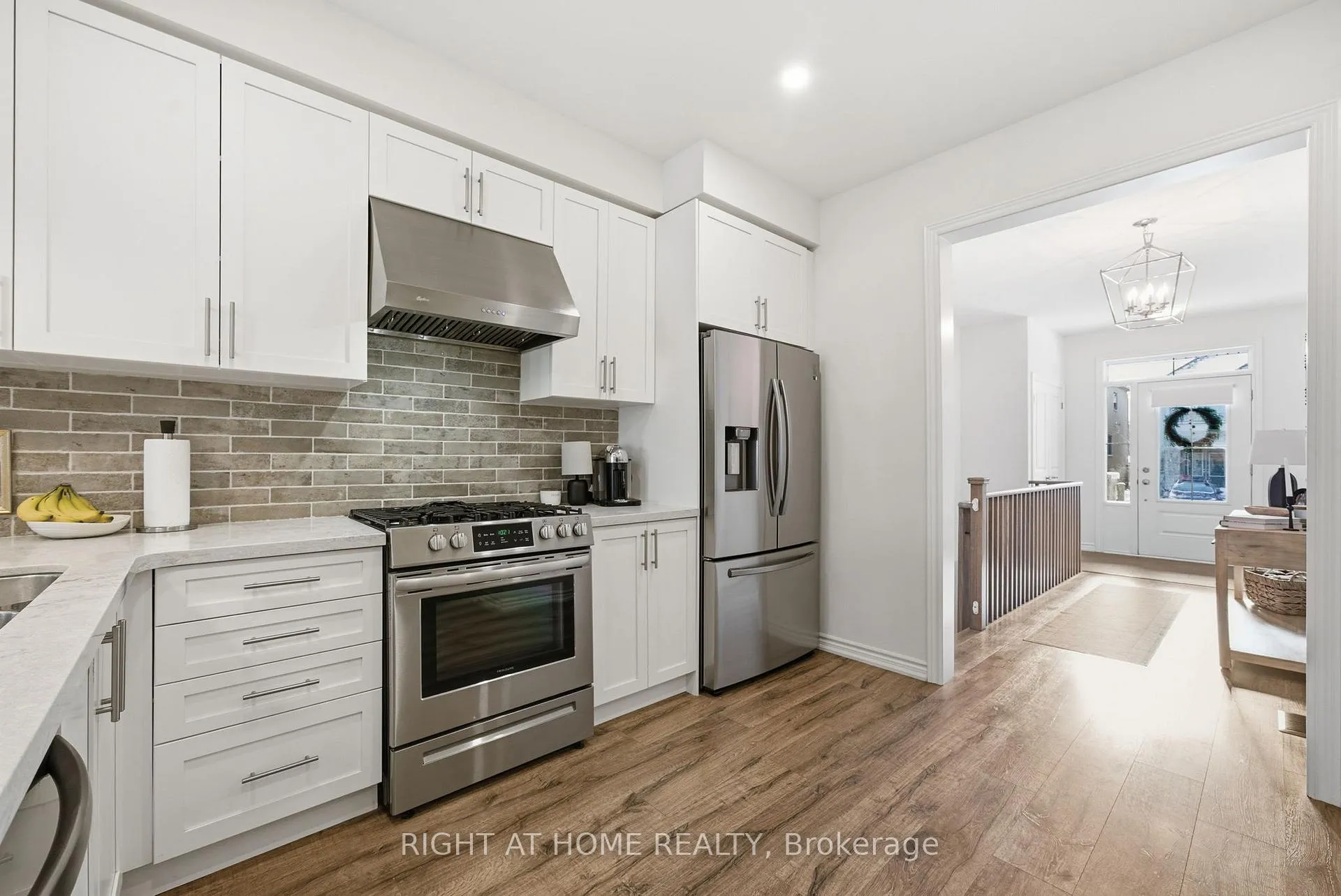Photo 9 of 1304 Apollo Street, Oshawa, Eastdale — HOMEH