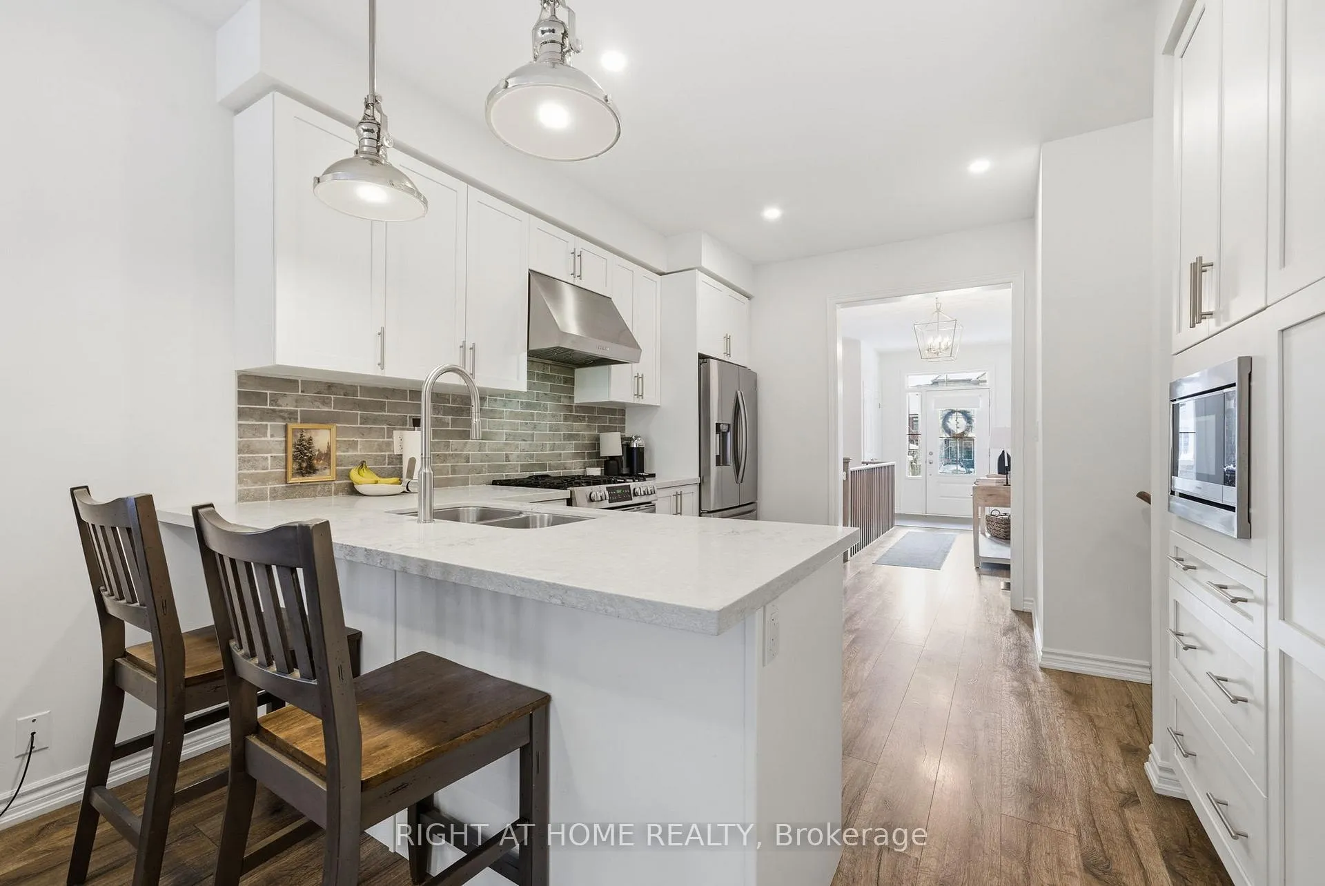 Photo 12 of 1304 Apollo Street, Oshawa, Eastdale — HOMEH
