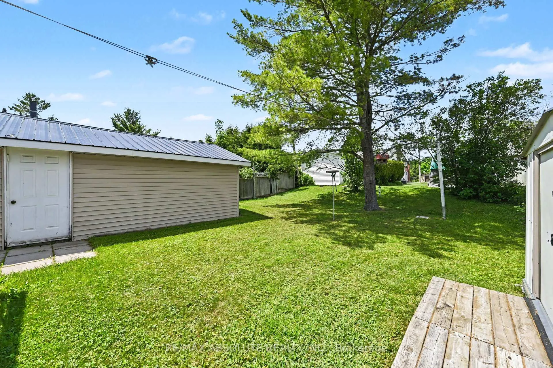 Photo 3 of 91 John Street S, Arnprior, Arnprior — HOMEH