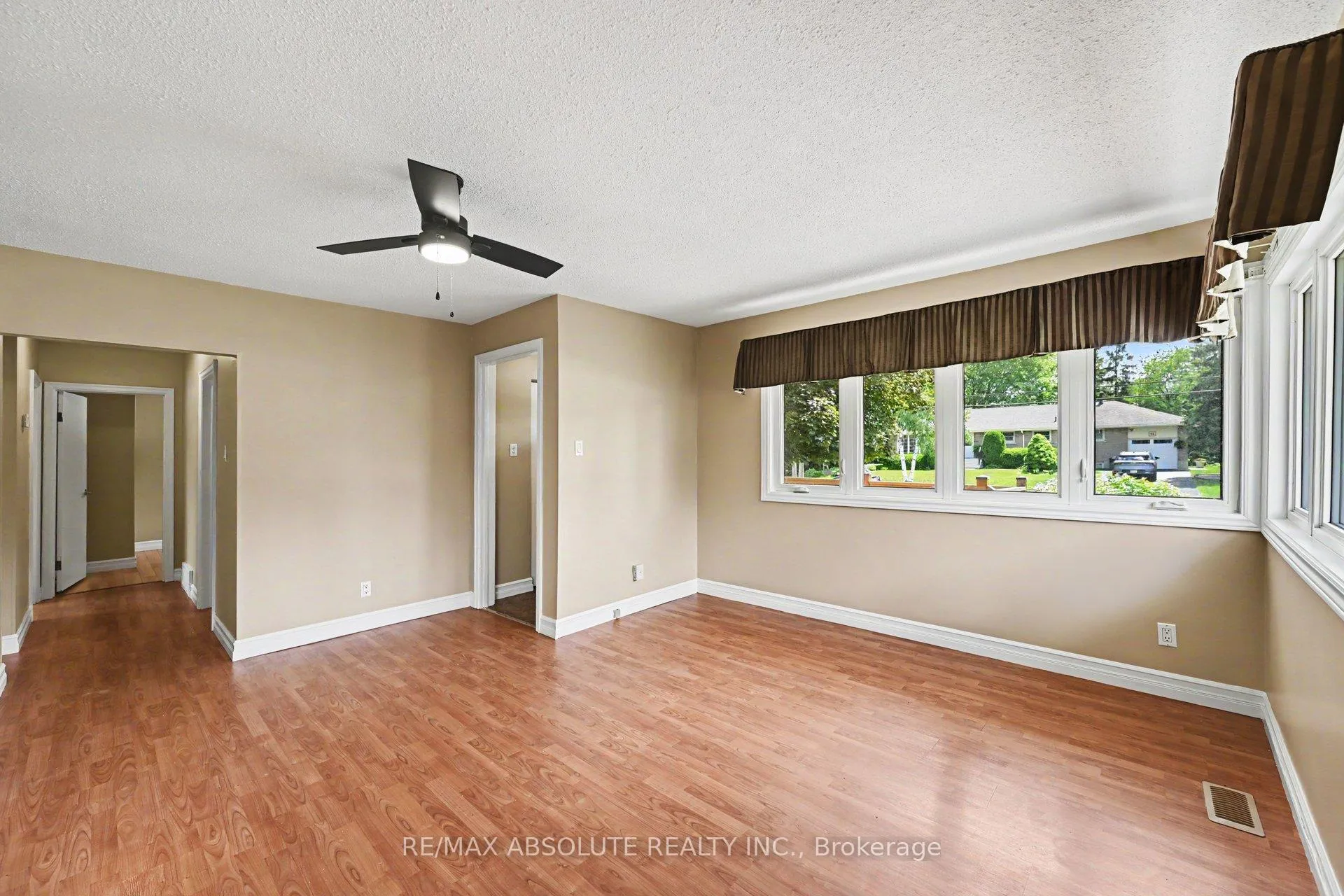 Photo 5 of 91 John Street S, Arnprior, Arnprior — HOMEH