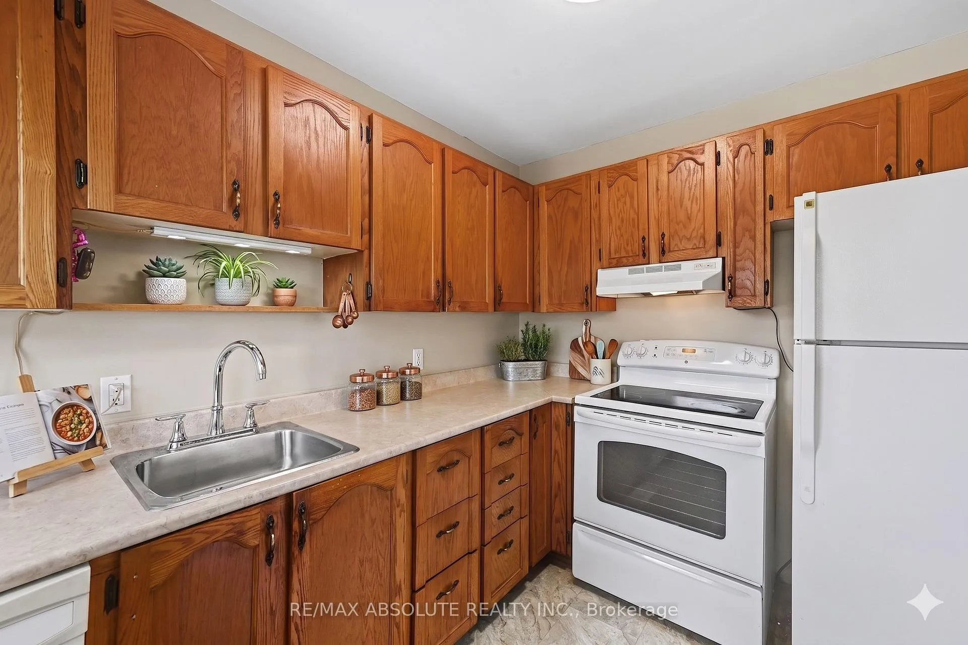 Photo 12 of 91 John Street S, Arnprior, Arnprior — HOMEH