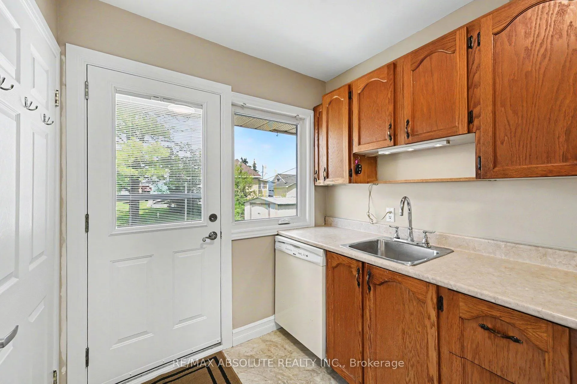 Photo 15 of 91 John Street S, Arnprior, Arnprior — HOMEH