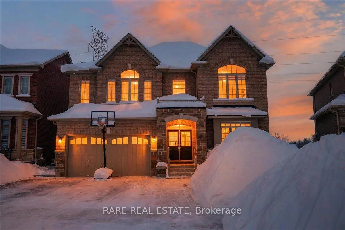 Front of 17 Sanford Circle