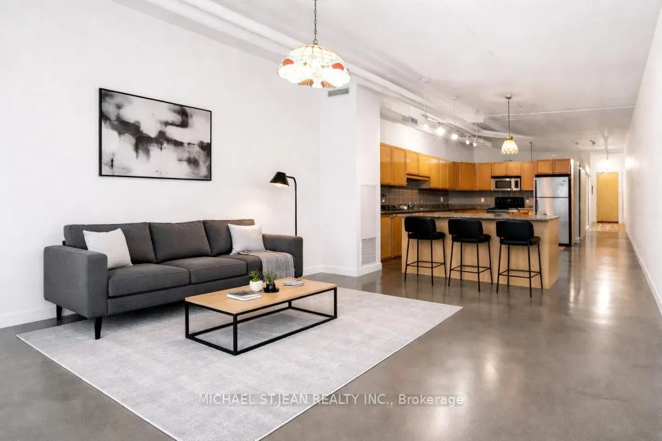 Photo 6 of Unit 511, 66 Bay Street S, Hamilton, Durand — HOMEH