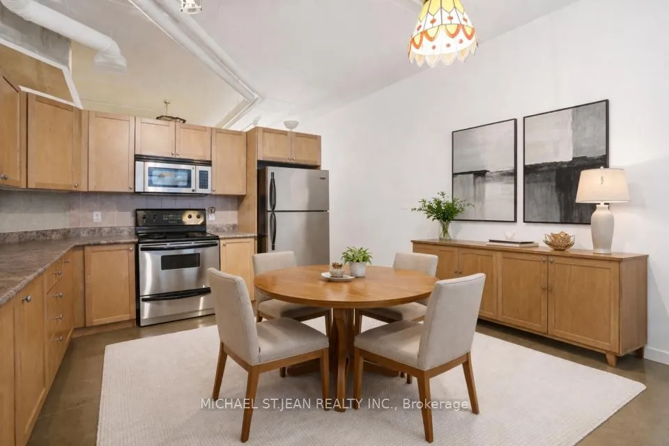 Photo 11 of Unit 511, 66 Bay Street S, Hamilton, Durand — HOMEH