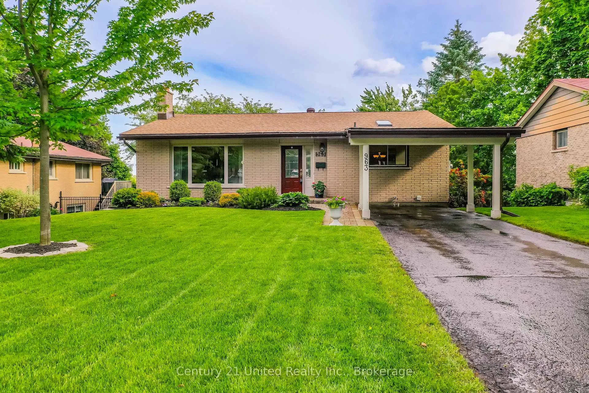 Photo 5 of 963 Ellesmere Avenue, Peterborough, Northcrest Ward 5 — HOMEH
