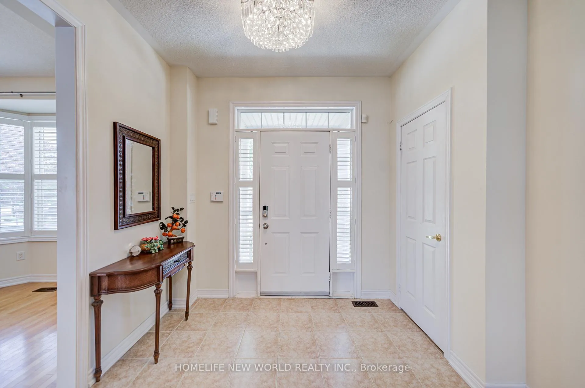 Photo 4 of 5 Bonheur Road, Markham, Cathedraltown — HOMEH