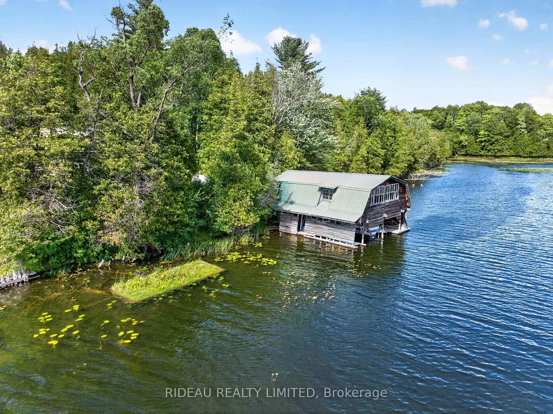 Photo 5 of 114 Bays End Lane, Rideau Lakes, Rideau Lakes (North Crosby) Twp — HOMEH