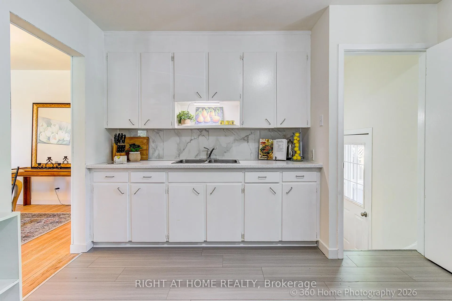 Photo 8 of 116 Longford Drive, Newmarket, Bristol-London — HOMEH