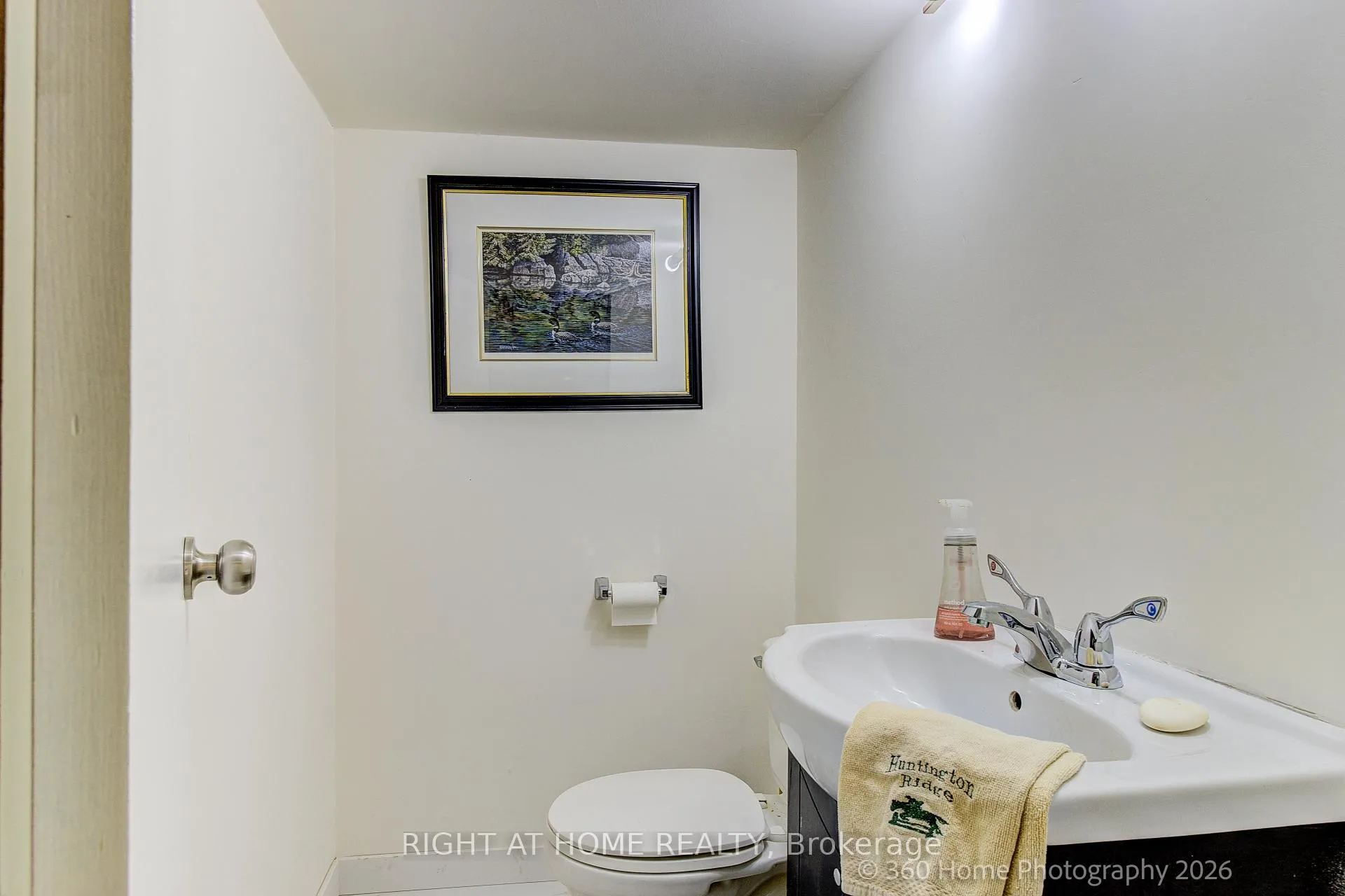 Photo 16 of 116 Longford Drive, Newmarket, Bristol-London — HOMEH