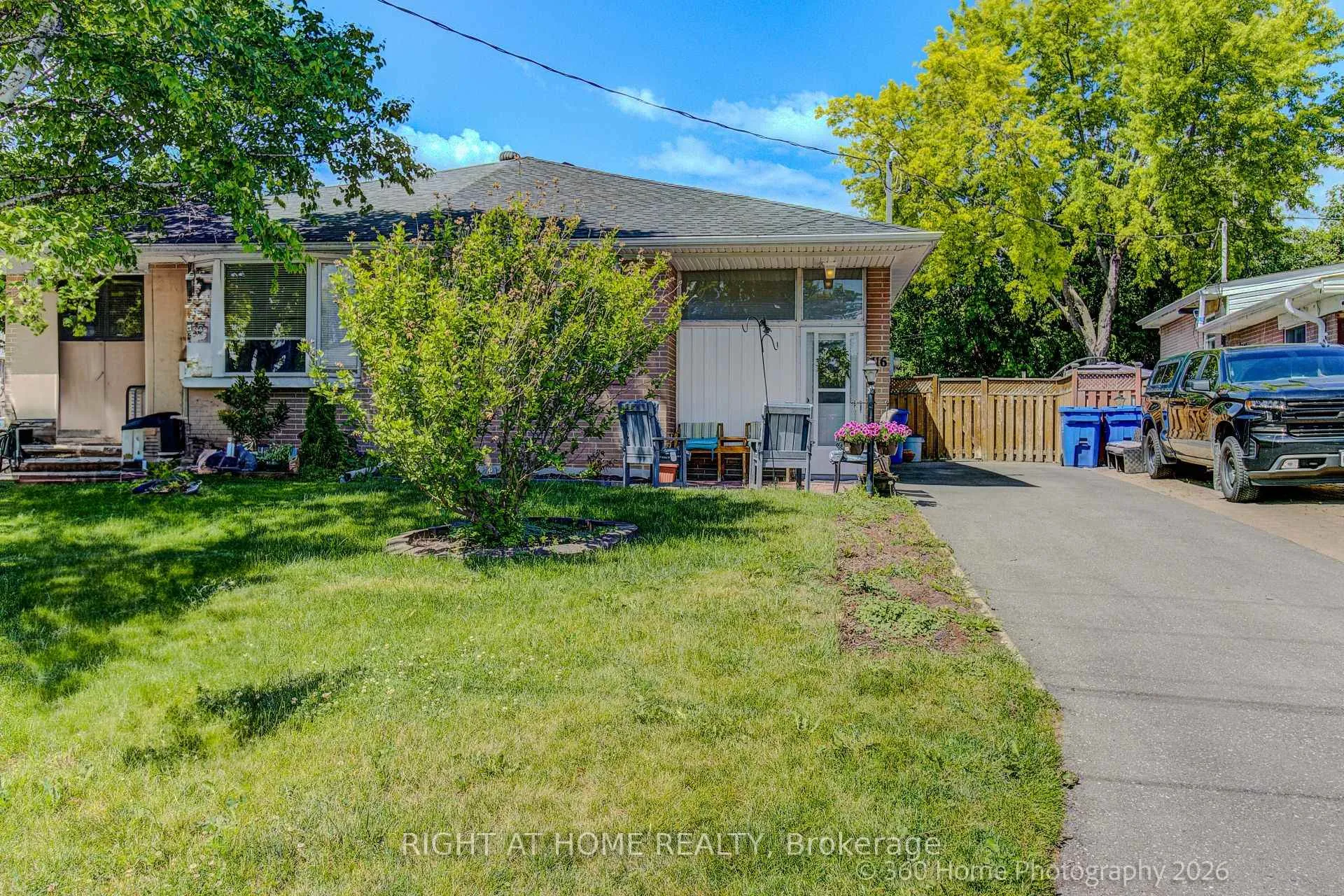 Photo 24 of 116 Longford Drive, Newmarket, Bristol-London — HOMEH