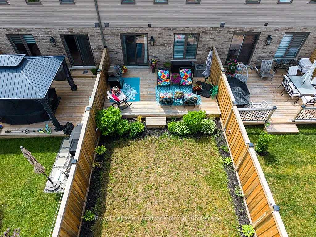 Photo 17 of 38 Plewes Drive, Collingwood — HOMEH