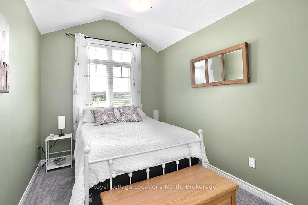 Photo 27 of 38 Plewes Drive, Collingwood — HOMEH
