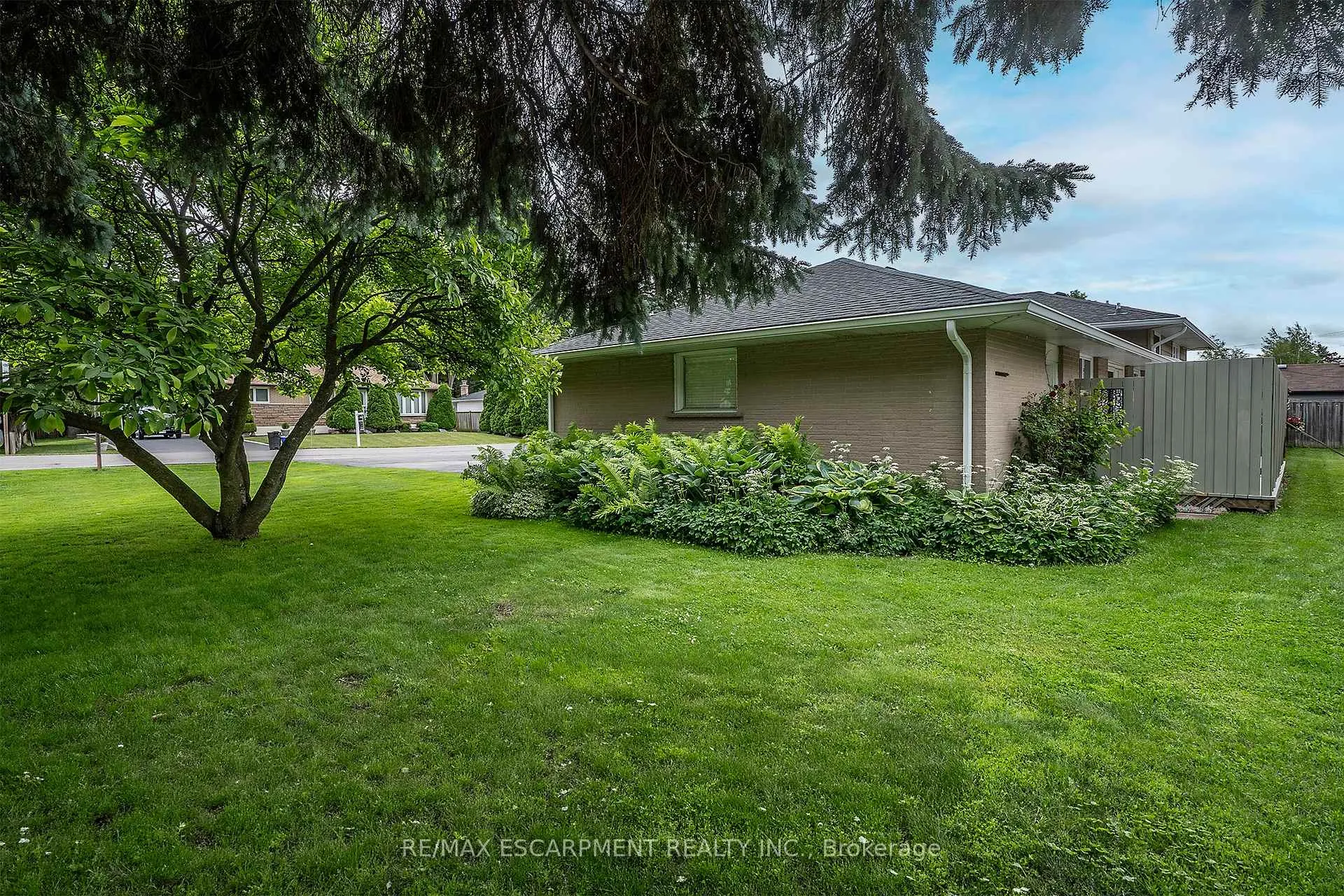 Photo 29 of 170 Seminole Road, Hamilton, Ancaster — HOMEH