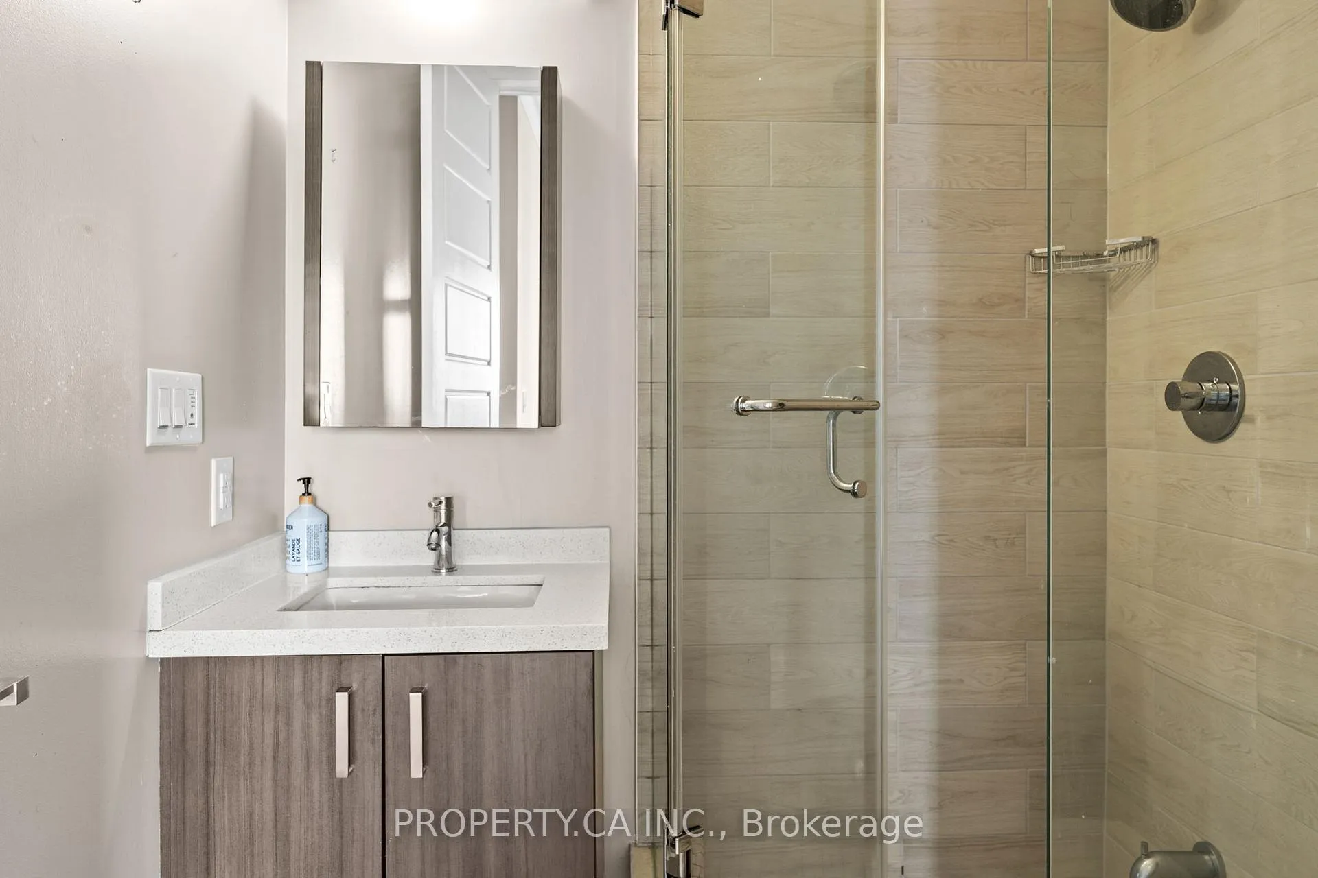 Photo 12 of Unit Ph15, 28 Uptown Drive, Markham, Unionville — HOMEH