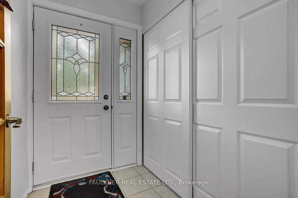 Photo 3 of 1526 Bourcier Drive, Ottawa, Bilberry Creek/Queenswood Heights — HOMEH