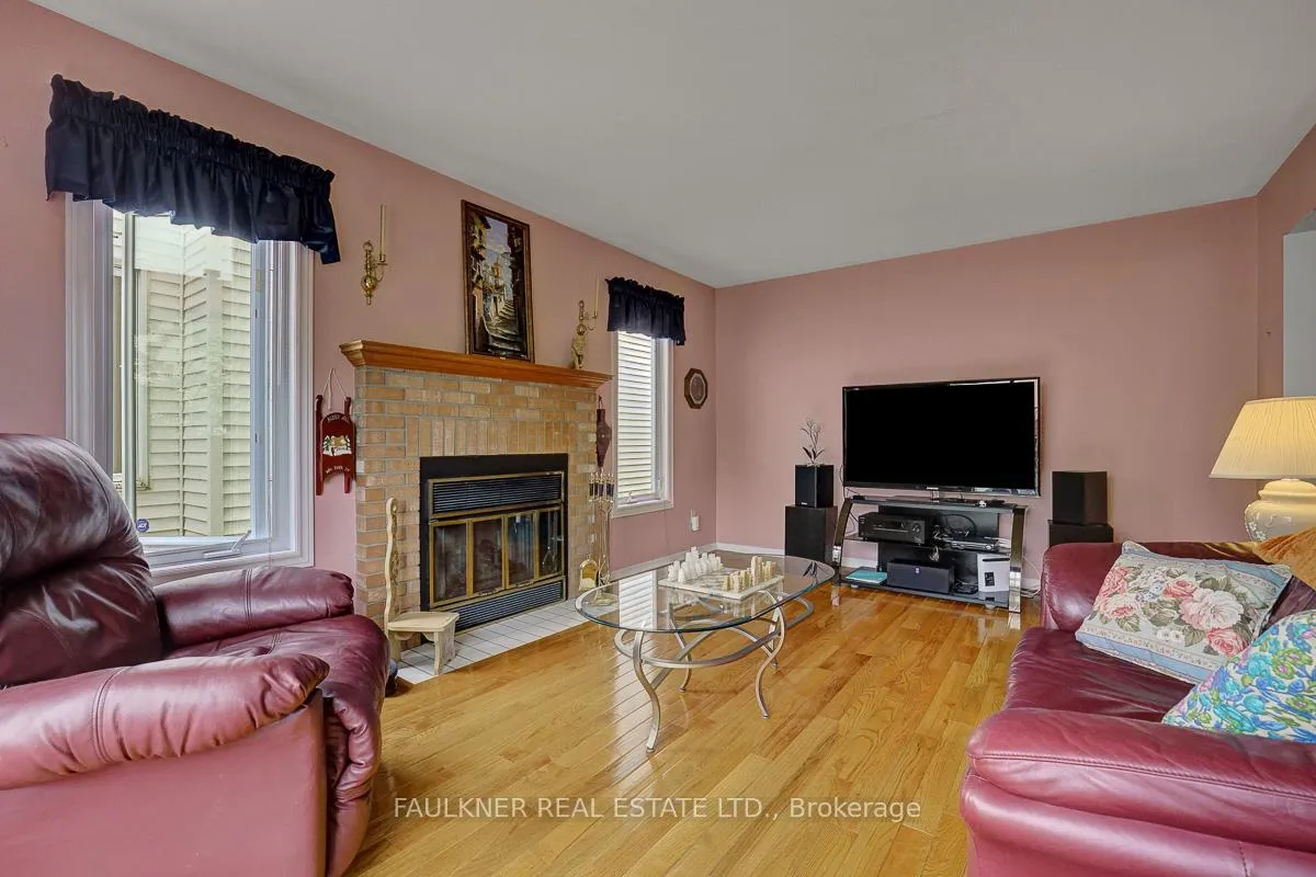 Photo 11 of 1526 Bourcier Drive, Ottawa, Bilberry Creek/Queenswood Heights — HOMEH