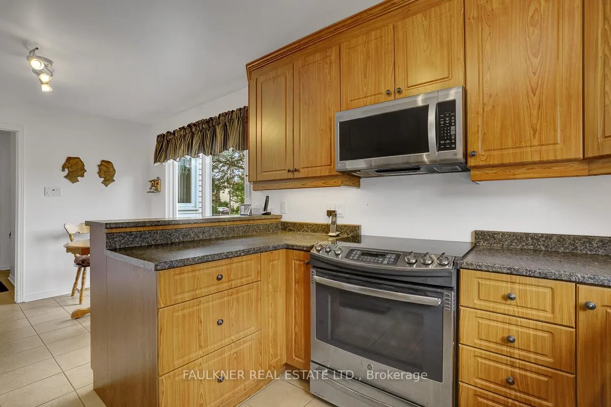 Photo 16 of 1526 Bourcier Drive, Ottawa, Bilberry Creek/Queenswood Heights — HOMEH