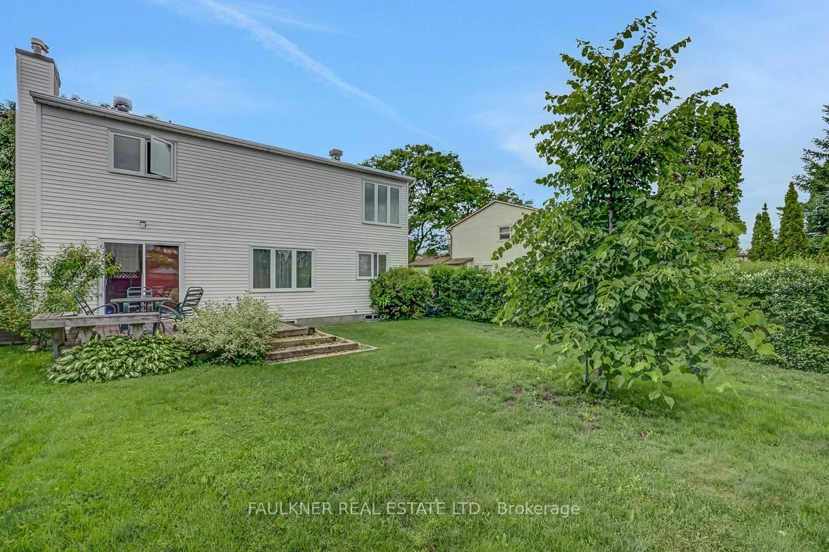 Photo 36 of 1526 Bourcier Drive, Ottawa, Bilberry Creek/Queenswood Heights — HOMEH
