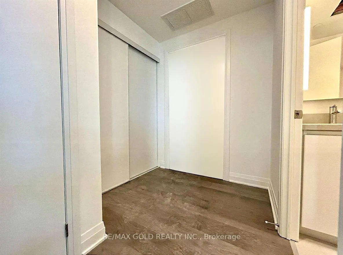 Photo 3 of Unit 3602, 4015 The exchange, Mississauga, City Centre — HOMEH