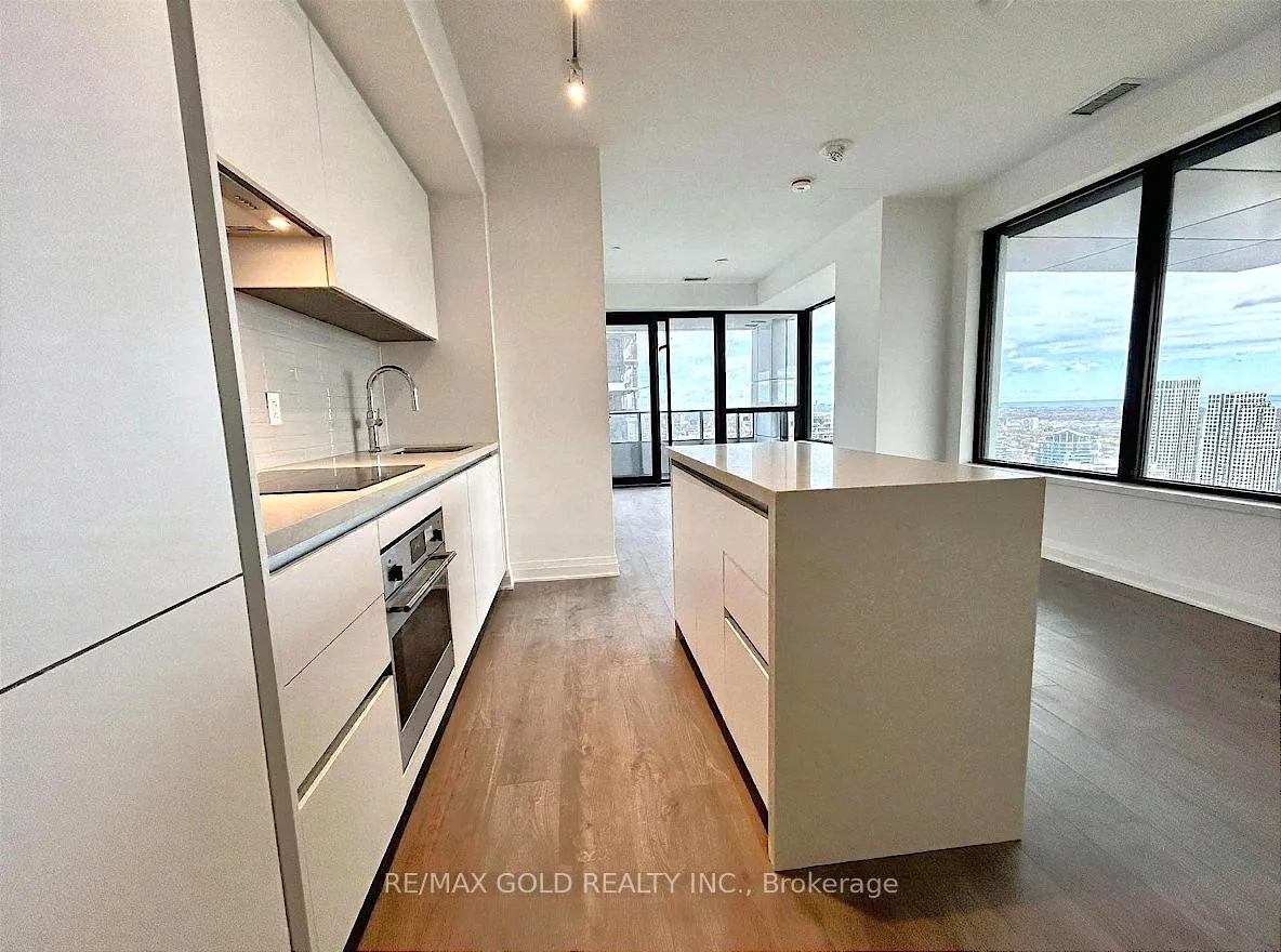 Photo 4 of Unit 3602, 4015 The exchange, Mississauga, City Centre — HOMEH