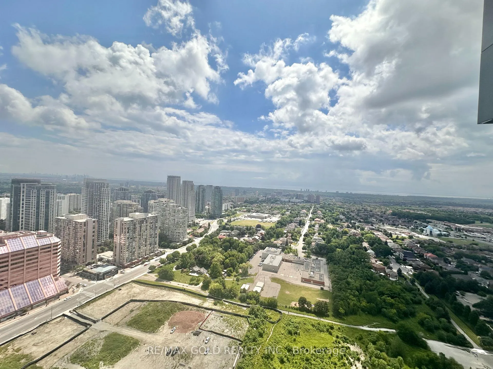 Photo 16 of Unit 3602, 4015 The exchange, Mississauga, City Centre — HOMEH