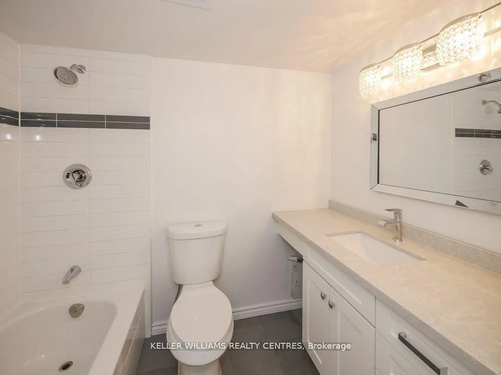 Photo 11 of Unit 407, 7811 Yonge Street, Markham, Thornhill — HOMEH