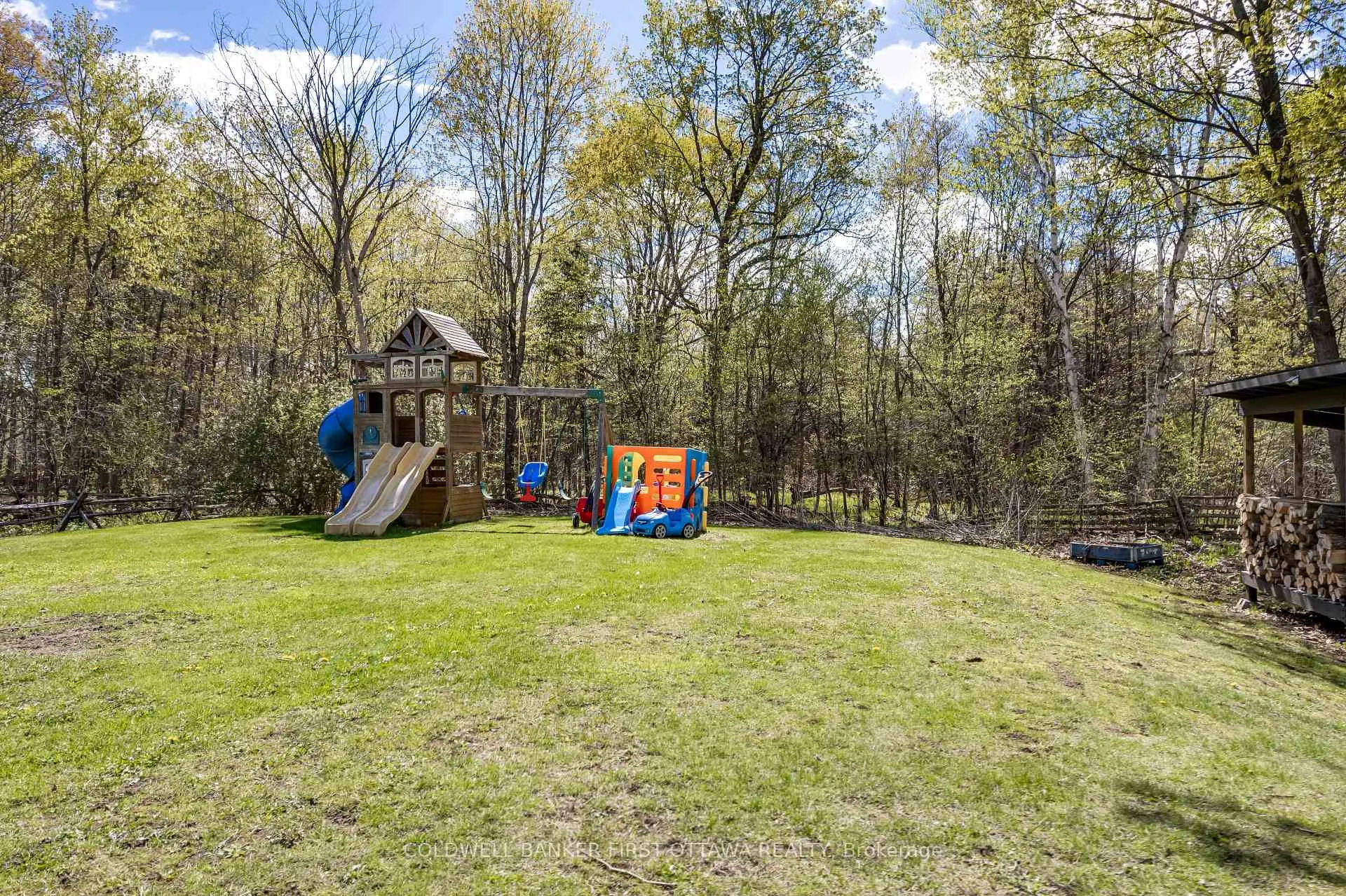 Photo 33 of 3 Tower Road, Rideau Lakes, Rideau Lakes (South Elmsley) Twp — HOMEH