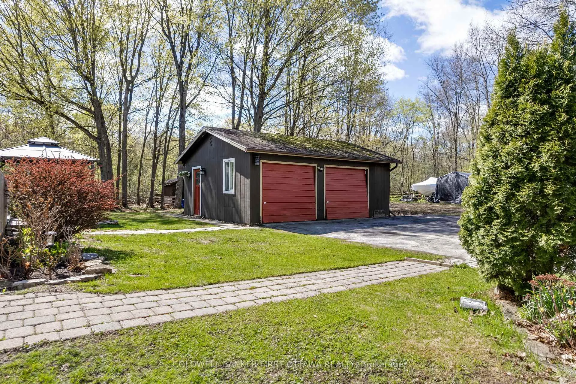 Photo 6 of 3 Tower Road, Rideau Lakes, Rideau Lakes (South Elmsley) Twp — HOMEH