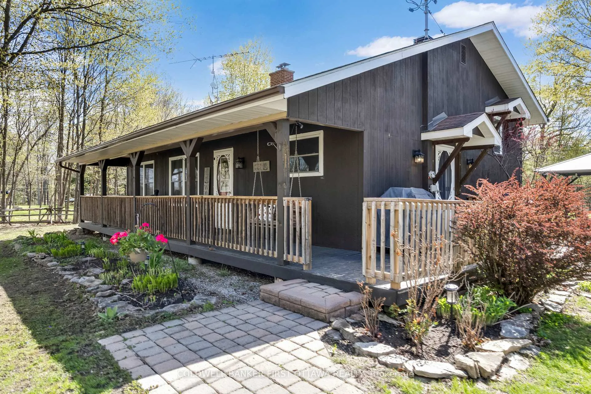 Photo 4 of 3 Tower Road, Rideau Lakes, Rideau Lakes (South Elmsley) Twp — HOMEH